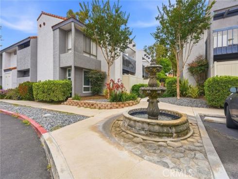 215 Wichita 409 Avenue, Huntington Beach, CA