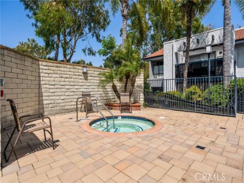 215 Wichita 409 Avenue, Huntington Beach, CA