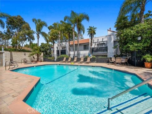 215 Wichita 409 Avenue, Huntington Beach, CA