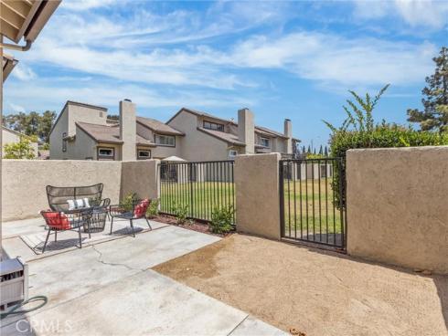 8471 Basin Circle, Huntington Beach, CA