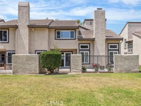8471 Basin Circle, Huntington Beach, CA