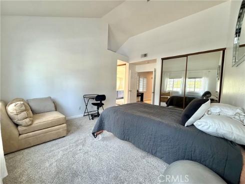 7402 Yellowtail Drive #204 204 Drive, Huntington Beach, CA