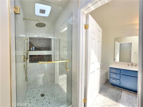 7402 Yellowtail Drive #204 204 Drive, Huntington Beach, CA