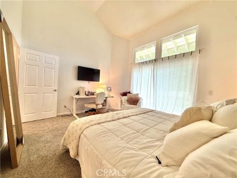 7402 Yellowtail Drive #204 204 Drive, Huntington Beach, CA