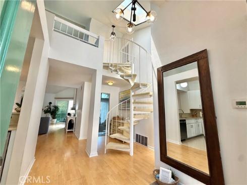 7402 Yellowtail Drive #204 204 Drive, Huntington Beach, CA