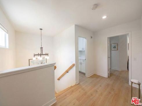 218 Indianapolis Avenue, Huntington Beach, CA