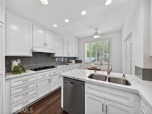 19462 Pompano 111 Lane, Huntington Beach, CA