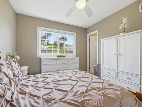 17711  Edwards  , Huntington Beach, CA
