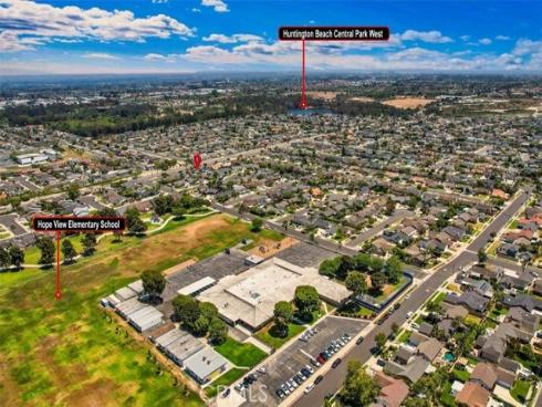 17711  Edwards  , Huntington Beach, CA