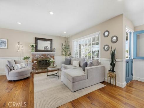 17711  Edwards  , Huntington Beach, CA