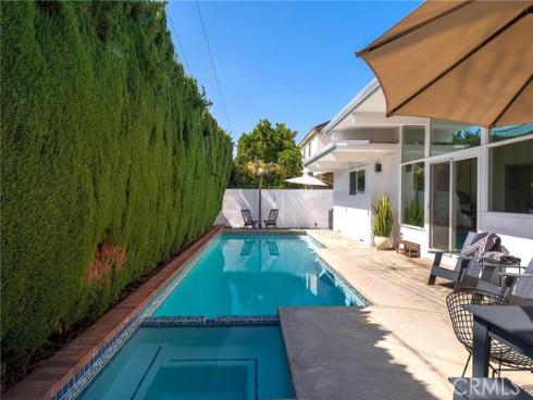 17391 Alta Vista Circle, Huntington Beach, CA