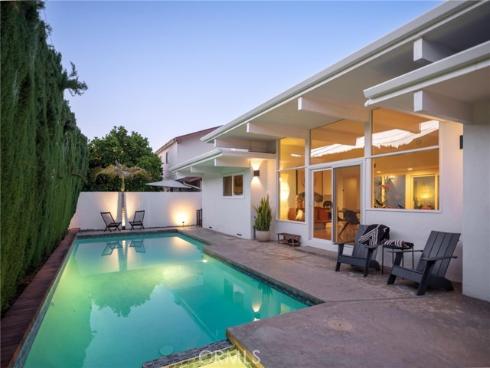 17391 Alta Vista Circle, Huntington Beach, CA