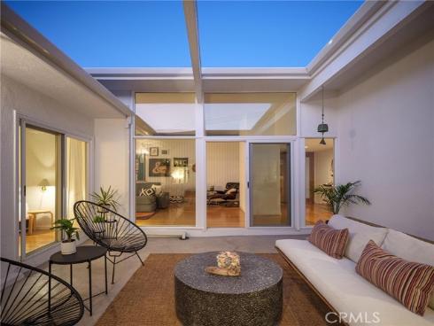 17391 Alta Vista Circle, Huntington Beach, CA
