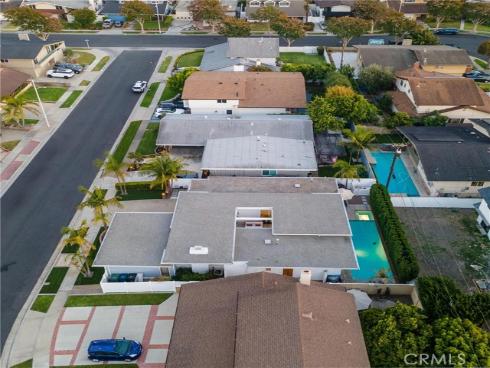 17391 Alta Vista Circle, Huntington Beach, CA
