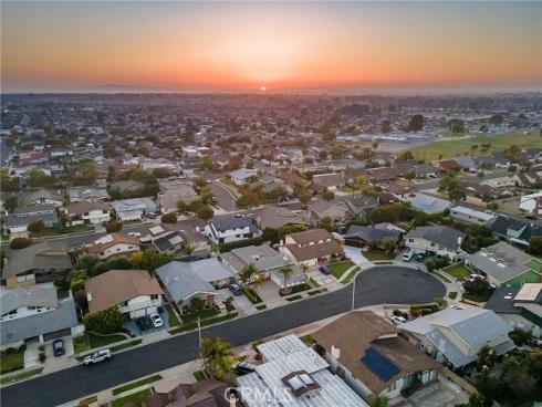 17391 Alta Vista Circle, Huntington Beach, CA
