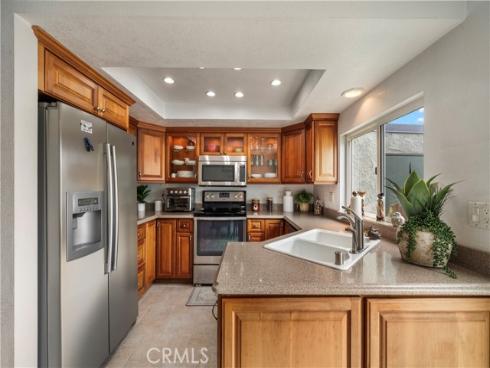 8278 Artista Drive, Huntington Beach, CA