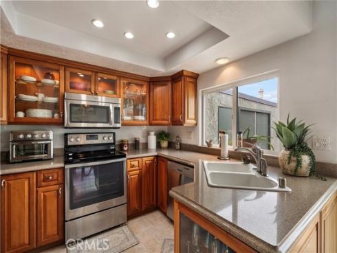 8278 Artista Drive, Huntington Beach, CA