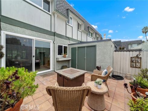 8278 Artista Drive, Huntington Beach, CA