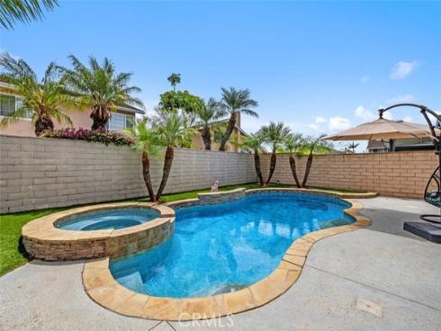 8412  Velvet   Circle, Huntington Beach, CA