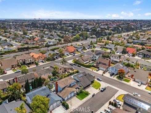 8412  Velvet   Circle, Huntington Beach, CA
