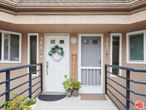 1200 Pacific Coast 305 Highway, Huntington Beach, CA