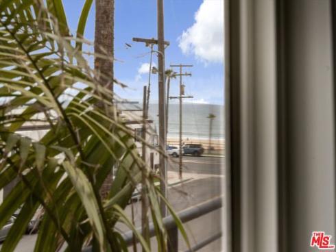 1200  Pacific Coast  305  Highway, Huntington Beach, CA
