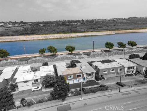 21662 Brookhurst C