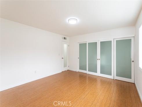 21662 Brookhurst C , Huntington Beach, CA
