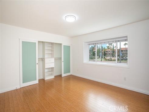 21662 Brookhurst C , Huntington Beach, CA