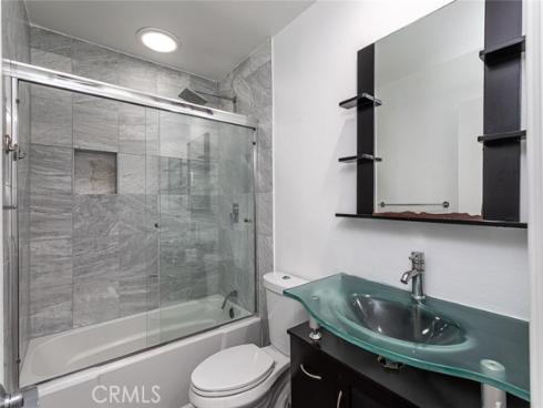 21662 Brookhurst C , Huntington Beach, CA