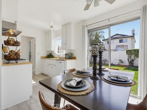 15852  Tullow  , Huntington Beach, CA