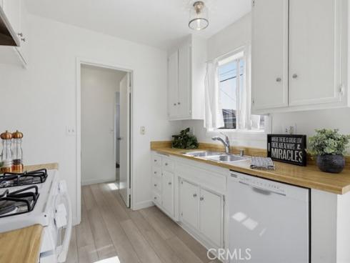 15852  Tullow  , Huntington Beach, CA