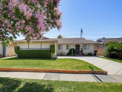 15852  Tullow  , Huntington Beach, CA