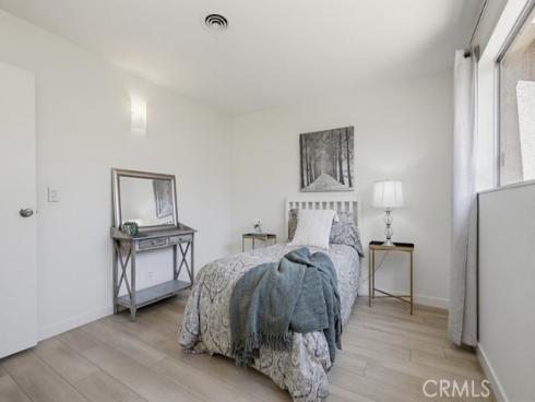 15852  Tullow  , Huntington Beach, CA
