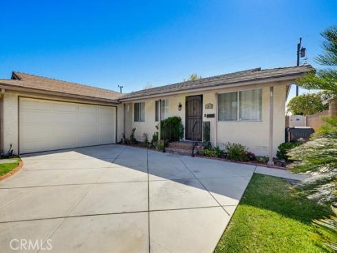 15852  Tullow  , Huntington Beach, CA