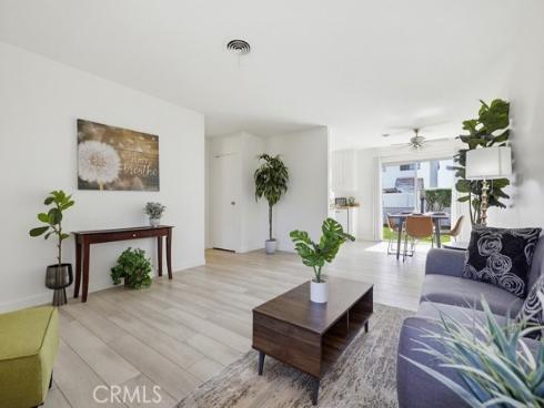 15852  Tullow  , Huntington Beach, CA