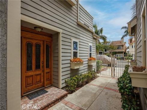 507  19th  , Huntington Beach, CA