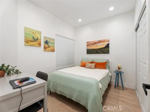 4561 Warner , Huntington Beach, CA