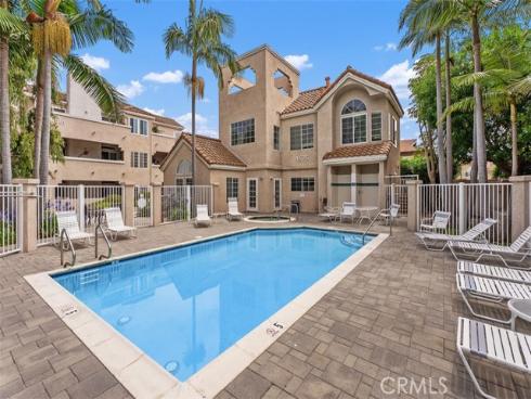 4561  Warner  , Huntington Beach, CA