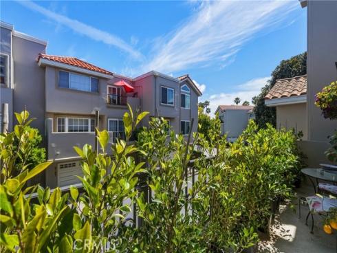 6182 Fernwood , Huntington Beach, CA