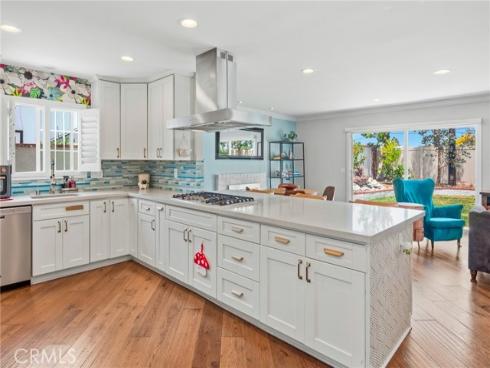 5471  Meadowlark   Drive, Huntington Beach, CA