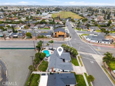 5471  Meadowlark   Drive, Huntington Beach, CA