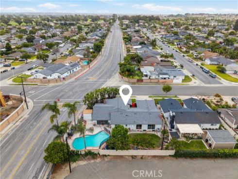 5471  Meadowlark   Drive, Huntington Beach, CA