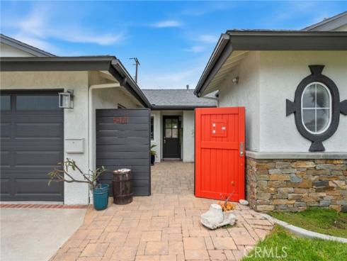 5471  Meadowlark   Drive, Huntington Beach, CA