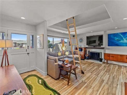 9111 Ellsworth , Huntington Beach, CA