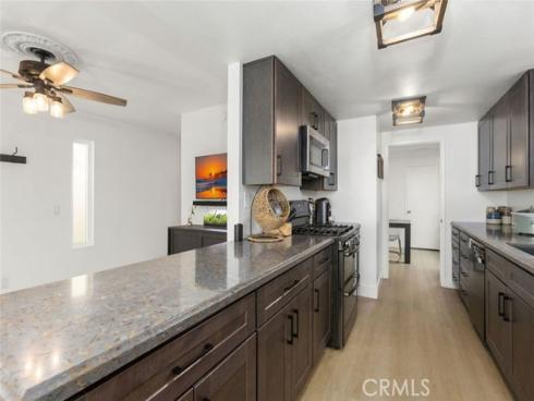 222 17th Street, Huntington Beach, CA