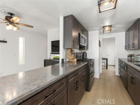 222 17th Street, Huntington Beach, CA