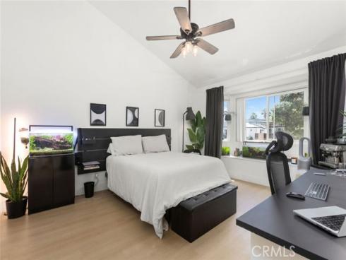 222 17th Street, Huntington Beach, CA