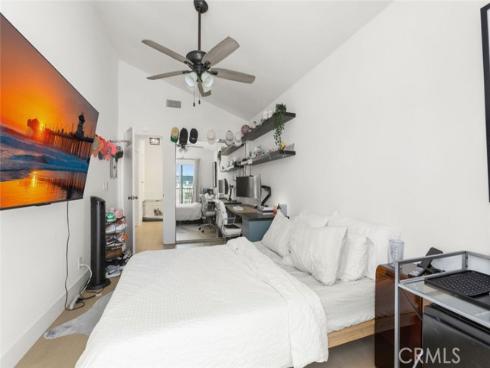 222 17th Street, Huntington Beach, CA