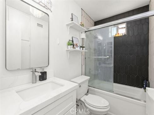 222 17th Street, Huntington Beach, CA
